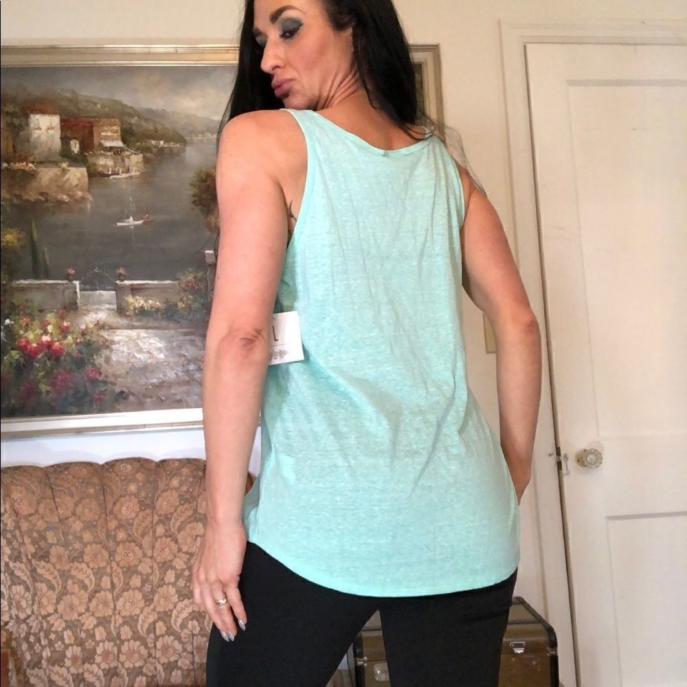 NWT Lularoe fitness tank top - Picture 2 of 5